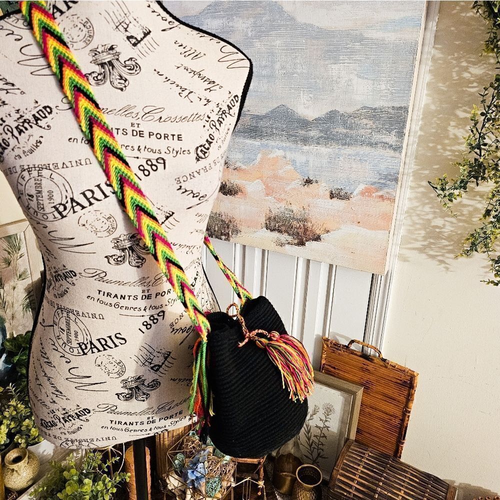 New Wayuu Black Multicolored Mochila Boho Bucket Bag.